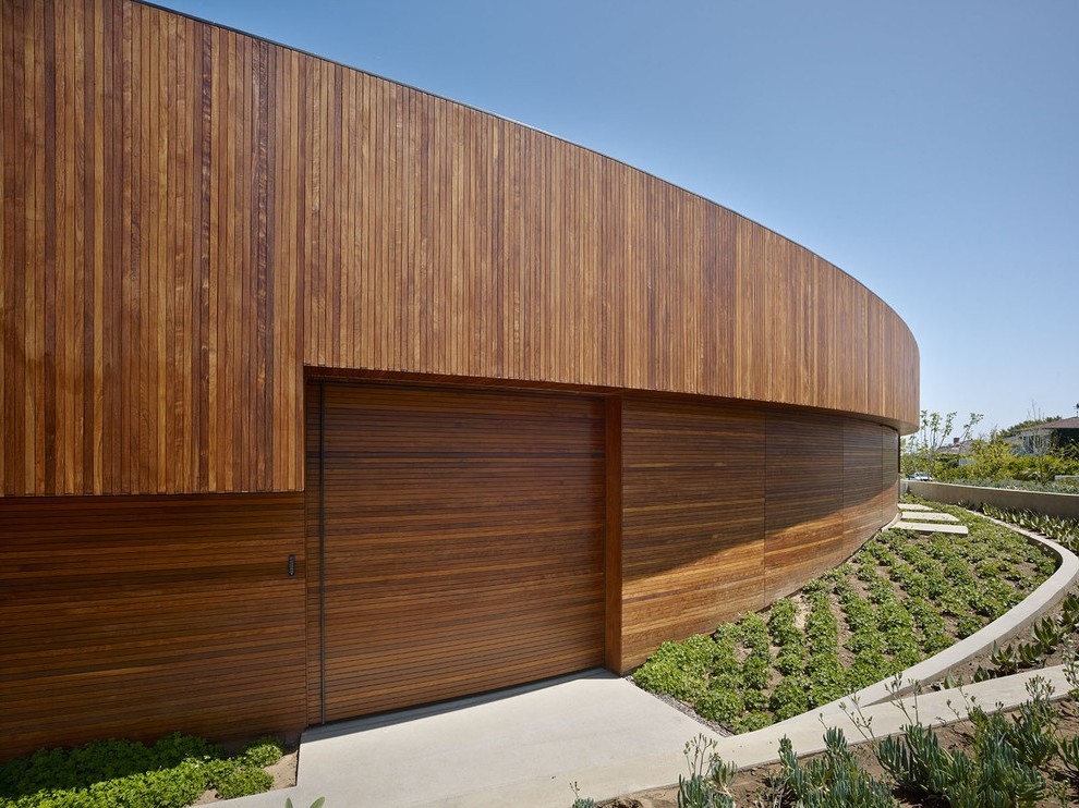 wood siding installation